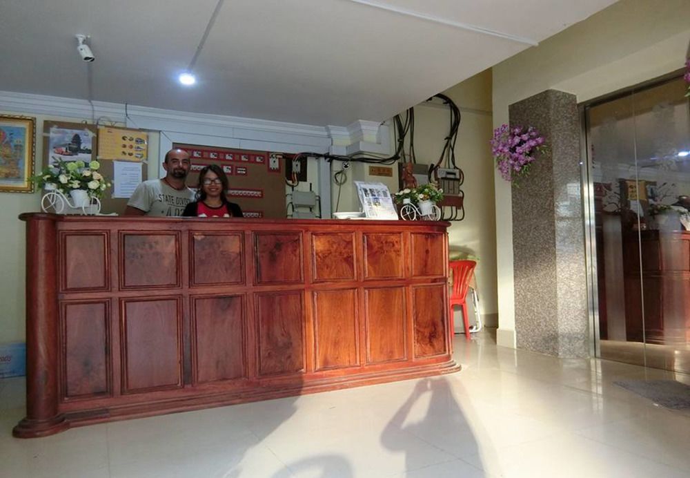 First Hotel Battambang Exterior photo